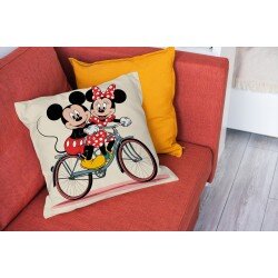 Деко възглавница Mickey and Minnie: Romance in Motion - Мики и Мини: Романтика на колела