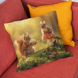 3D възглавница Катерички през есента - Autumn Squirrels