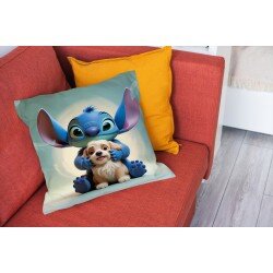Възглавница Stich holding Scrump - Стич с любимата Скрамп